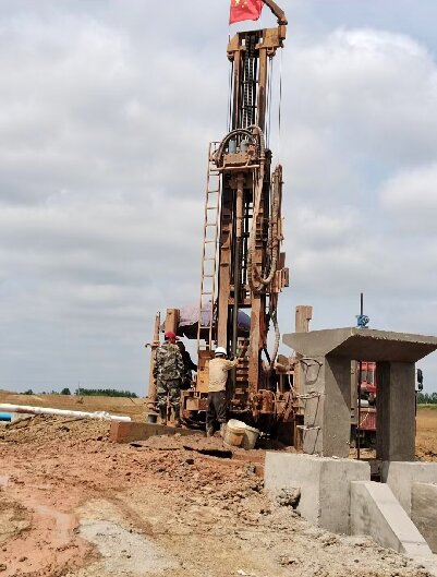 谷城工地施工用水井